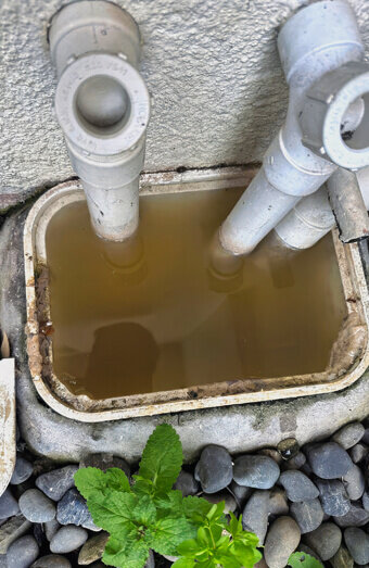 https://plumbereastperth.com.au/uploads/2025/06/blocked-drains-912576.jpg