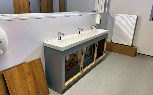 https://plumbereastperth.com.au/uploads/2025/06/commercial-plumbing-241560.jpg