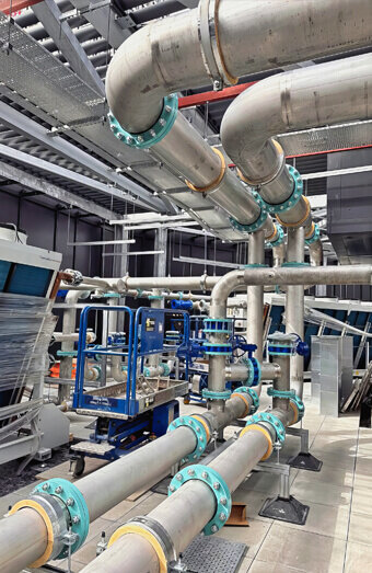 https://plumbereastperth.com.au/uploads/2025/06/commercial-plumbing-500978.jpg