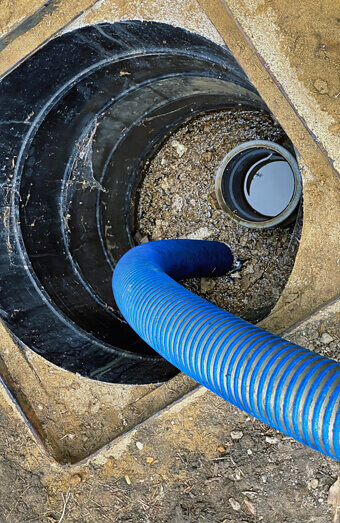 https://plumbereastperth.com.au/uploads/2025/06/pipe-relining-84958.jpg